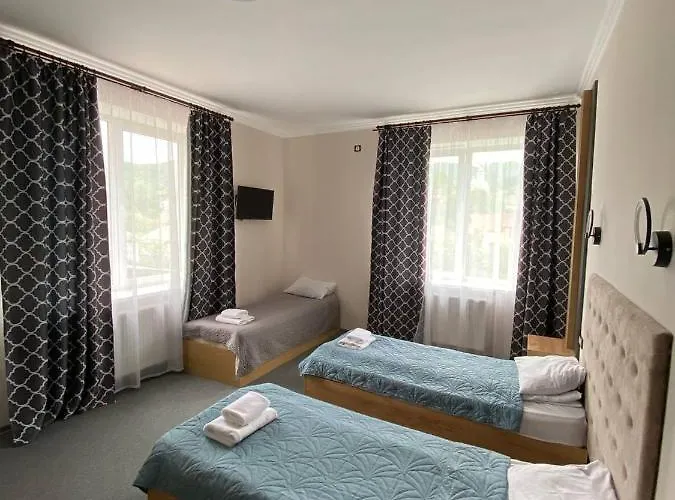 度假村 River Side