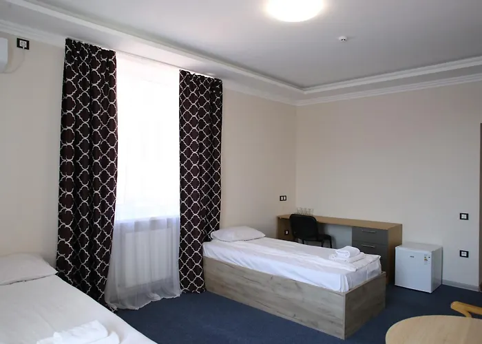 River Side 度假村 *