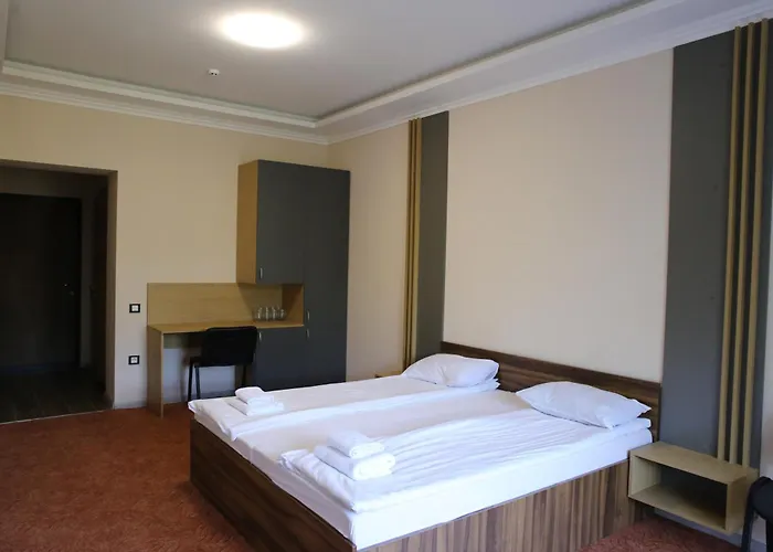 River Side 度假村 波利亚纳