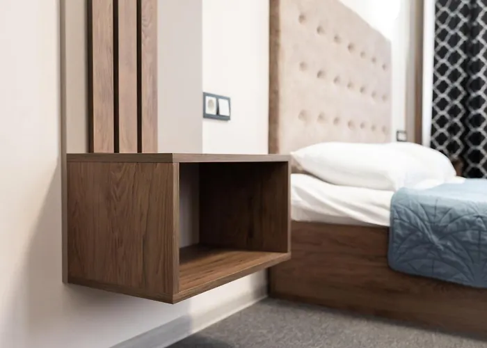 River Side 波利亚纳