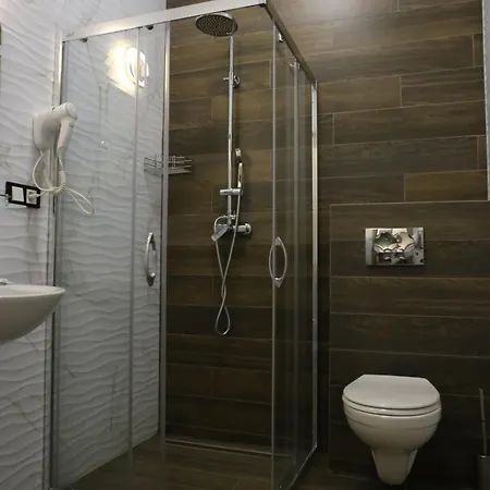 River Side Polyana (Transcarpathia)